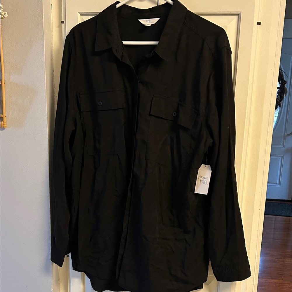 Time and Tru XXL (22) New with tags black button up